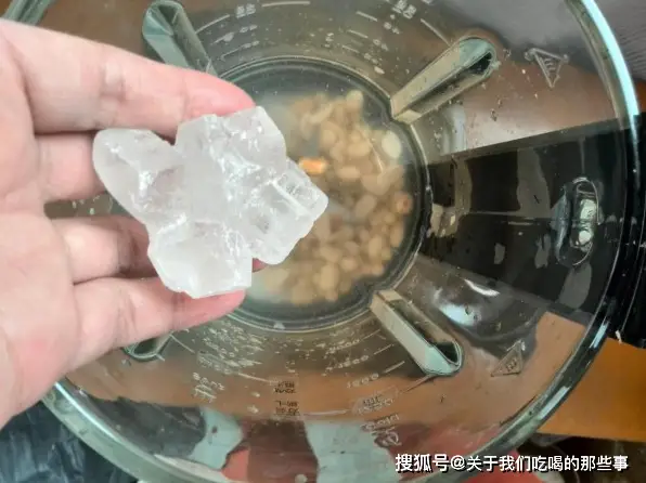 打豆浆豆子和水的比例_打豆浆豆浆和水的比例_打豆浆豆子和水比例