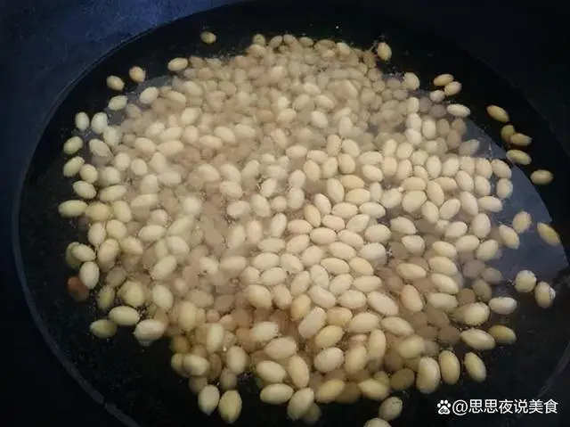 打豆浆的水比例_打豆浆豆子和水的比例_打豆浆豆和水比例