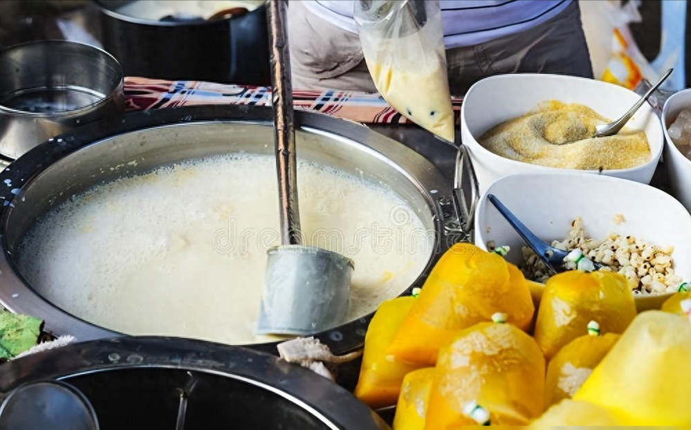 早餐在家打豆浆，用干黄豆还是湿豆？掌握好3点，豆浆香浓还好喝